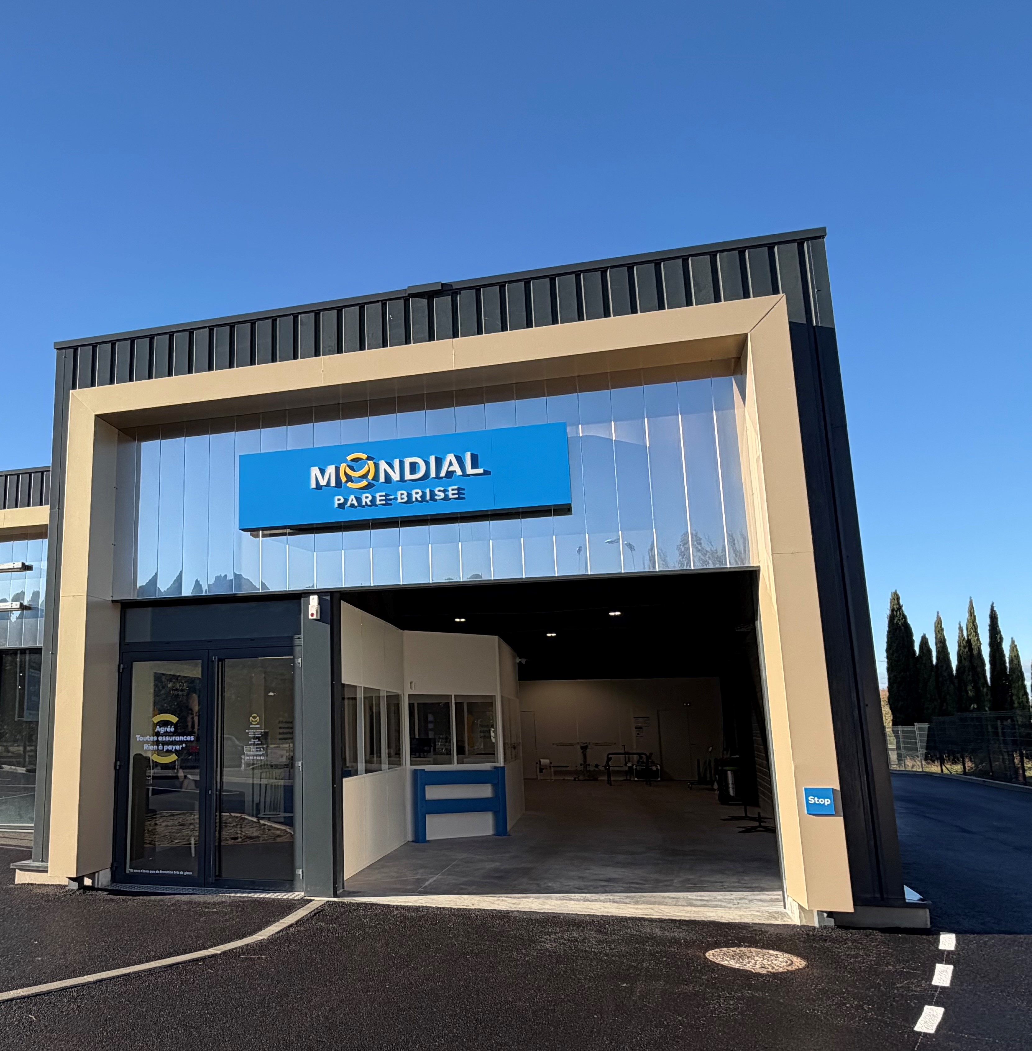 Pare Brise Bagnols Sur Cèze